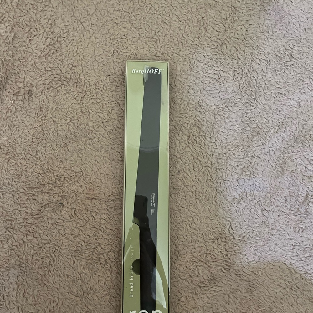 BergHOFF Black Bread Knife NWT